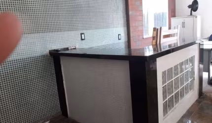 Casa Térrea a venda com 04 vagas de garagem