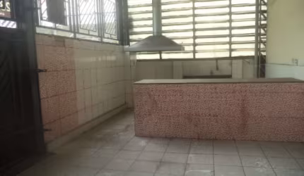 Proximo do metrô Parada Inglesa