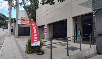 Salão/Loja comercial para locação ou venda ao lado do metro Parada Inglesa com 3 vagas de garagem