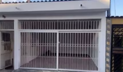 Casa na vila nivi, com salão e vaga para 2 carros,  venda