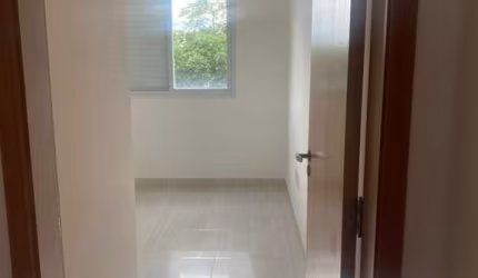 Apartamento a venda com 2 dormitórios e 1 vaga de garagem na Vila Irmãos Arnoni