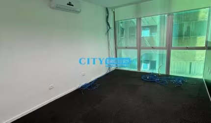 Sala comercial para alugar na Avenida Brigadeiro Faria Lima, --, Jardim Paulistano, São Paulo por R$ 6.000