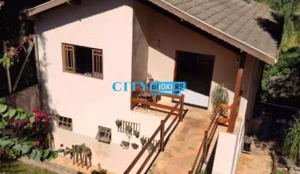 Casa com 3 quartos à venda na Alameda Antonio Moreno, --, Alpes de Mairiporã, Mairiporã por R$ 900.000