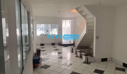 Casa com 4 quartos à venda na Rua Maracaí, --, Aclimação, São Paulo por R$ 1.100.000