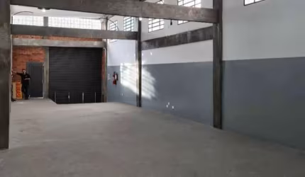 Barracão / Galpão / Depósito com 2 salas para alugar na Avenida Rotary, --, Vila das Bandeiras, Guarulhos por R$ 10.500