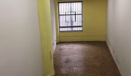Sala comercial com 1 sala para alugar na Rua Brigadeiro Tobias, --, Luz, São Paulo por R$ 1.300