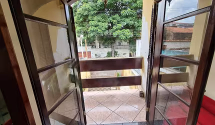 Casa com 3 quartos à venda na Rua Mogi das Cruzes, --, Gopoúva, Guarulhos por R$ 900.000