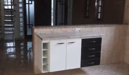 Casa com 4 quartos à venda na Meridiano, --, Vila Nova Bonsucesso, Guarulhos por R$ 700.000