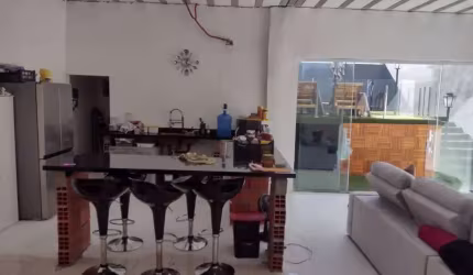 Casa com 3 quartos à venda na Rua Jundiapeba, --, Vila Zelina, São Paulo por R$ 1.580.000