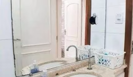 Casa com 2 quartos à venda na Rua Abaitara, --, Vila Mesquita, São Paulo por R$ 500.000