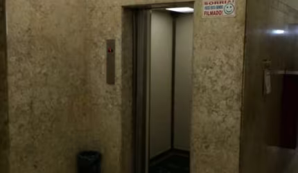 Sala comercial com 1 sala à venda na Rua Roberto Simonsen, --, Sé, São Paulo por R$ 175.000