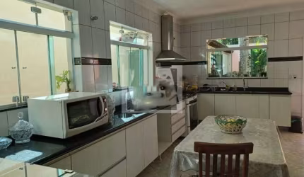 Casa com 3 quartos à venda na Rua Doutor Odon Carlos de Figueiredo Ferraz, --, Parque São Domingos, São Paulo por R$ 1.640.000