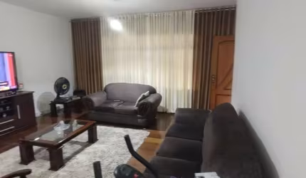 Casa com 2 quartos à venda na Rua Dona Leopoldina, --, Vila Augusta, Guarulhos por R$ 1.100.000