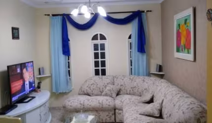 Casa com 3 quartos à venda na Rua Eugênio Antônio Zanetti, --, Vila Augusta, Guarulhos por R$ 650.000