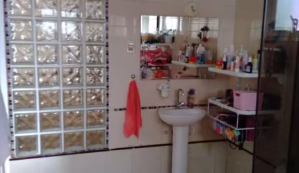 Casa com 4 quartos à venda na Rua Guanabara, --, Vila Brasílio Machado, São Paulo por R$ 2.100.000