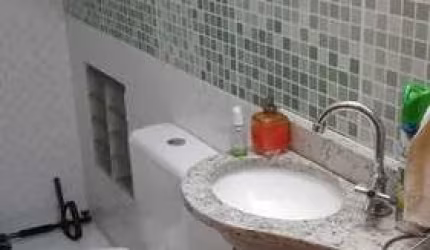 Casa com 3 quartos à venda na Rua Irmã Emerenciana, --, Vila Nilo, São Paulo por R$ 475.000