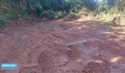 Terreno à venda na Luis Braile, --, Luiz Fagundes, Mairiporã por R$ 180.000