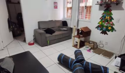 Apartamento com 2 quartos à venda na Avenida Três, --, Jardim Guilhermino, Guarulhos por R$ 160.000