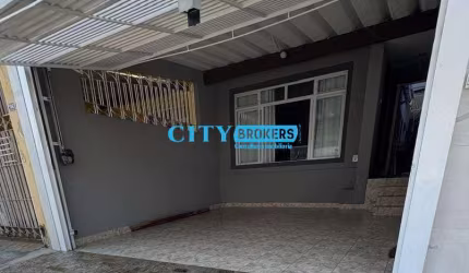 Casa com 3 quartos à venda na Avenida Carlos Ferreira Endres, --, Vila Endres, Guarulhos por R$ 950.000