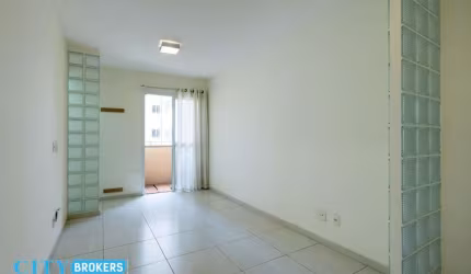 Apartamento com 2 quartos à venda na Rua Manoel Antônio Pinto, --, Morumbi, São Paulo por R$ 290.000