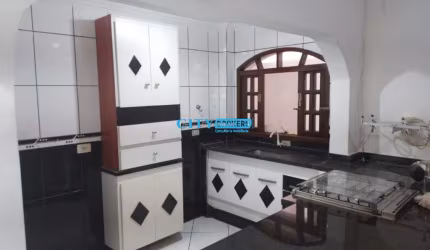 Casa com 2 quartos para alugar na Rua Doutor Antônio Mazzilli Filho, --, Parque Edu Chaves, São Paulo por R$ 1.990
