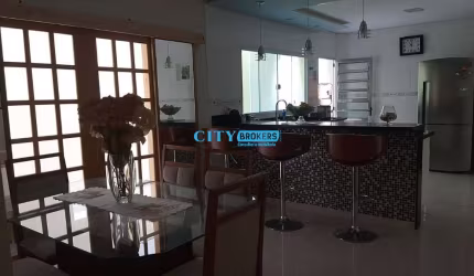 Casa com 3 quartos à venda na Rua Sintra, --, Jardim Maria Clara, Guarulhos por R$ 585.000