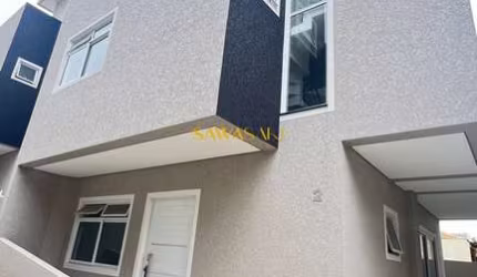 Sobrado Padrão para Venda em Bairro Alto Curitiba-PR
