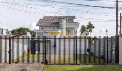 Sobrado à venda no bairro Guabirotuba - Curitiba/PR