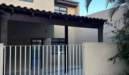Sobrado para Venda no Bairro Alto Curitiba-PR