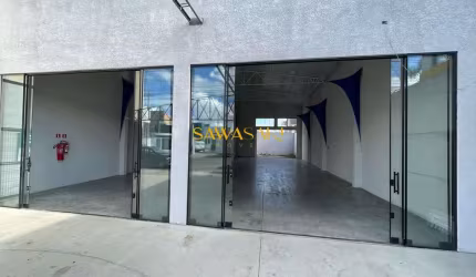 Salão comercial para alugar no bairro Centro - São José dos Pinhais/PR