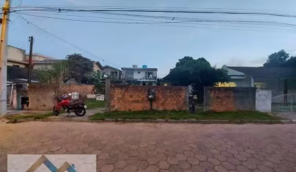 Lote/Terreno à Venda em praia dos Ingleses, Florianópolis - R$ 750.000