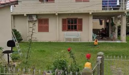 Casa 2 Dormitórios à Venda em Santinho, Florianópolis - R$690k