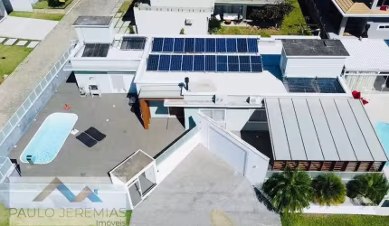 Casa 3 Dormitórios em Ingleses - Florianópolis por R$ 2,1M
