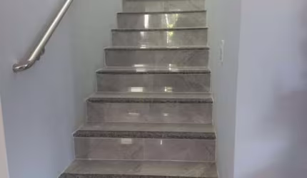 Casa em condomínio em São João do Rio Vermelho, Florianópolis: 270m², 3 suítes, à venda e locação.