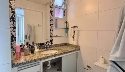 Apartamento 3 dorms em Coqueiros, Florianópolis: 83,91m², suíte, à venda por R$ 990 mil ou aluguel R$ 5.500.
