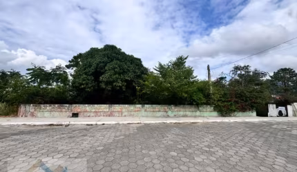 Casa 4 Dormitórios à Venda em S. João, Florianópolis - R$1.500.000