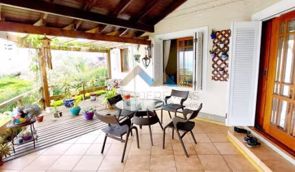 Vendo Casa 3 quartos Escritório Vista Mar Santinho  -  Florianópolis