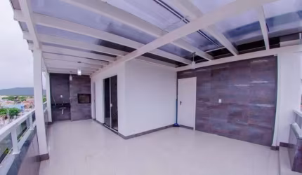 Cobertura Duplex na Praia dos Ingleses - Florianópolis: 3 Quartos, 2 Suítes! Confira!