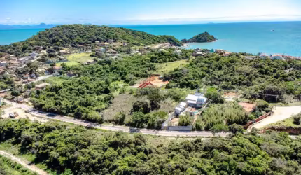 Lote perto da Praia com RGI