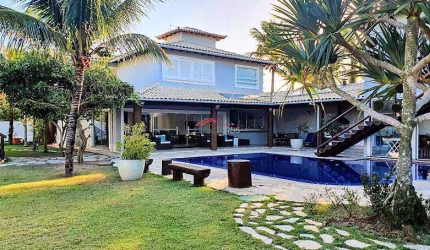 Casa à venda com 7 suítes independente em Tucuns Buzios