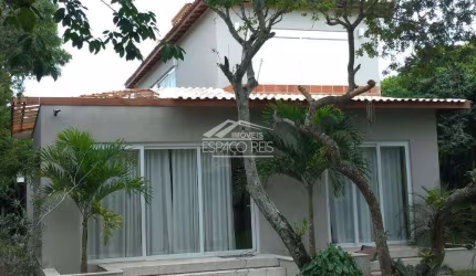 Duplex com 4 quartos em condomínio no bairro de Maguinhos