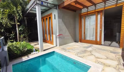 Apartamento com piscina privativa para locação anual no Centro de Búzios!