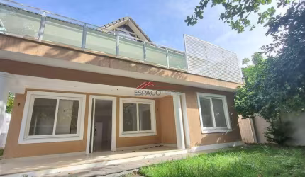 Casa alto padrão 50 mts praia Itacoatiara