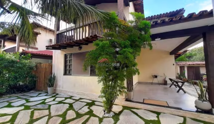 Casa de condomínio à venda, 3 quartos, sendo 2 suítes, 2 vagas, á 150m da praia. Baía Formosa