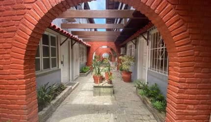 Casa à venda no Centro de Buzios a 50 metros da Rua das Pedras