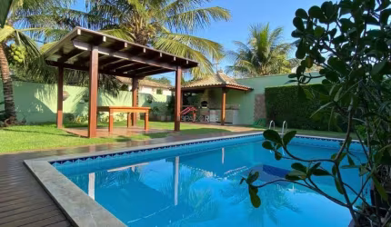 Vende-se Casa Linear Próxima à Praia de Geribá em Buzios.