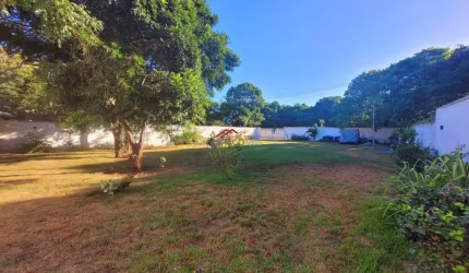 Lote a 4 minutos da praia