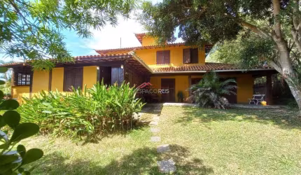 Casa de locação anual com 3 suítes independente na Ferradura em Buzios