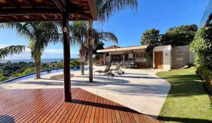 Mansão de 8 quartos com vista mar e próximo a Rua das Pedras - Búzios