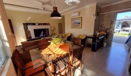 Apartamento com 2 quartos à venda na Zona Norte, Capão da Canoa , 120 m2 por R$ 450.000
